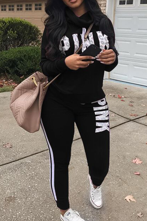 Lovely Casual Heaps Collar Letters Printed Striped Black Two-Piece Pants Set
Lovely Casual Heaps Collar Letters Printed Striped Black Two-Piece Pants Set