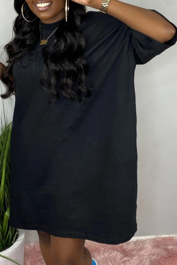 Lovely Leisure Basic Black Knee Length Dress
