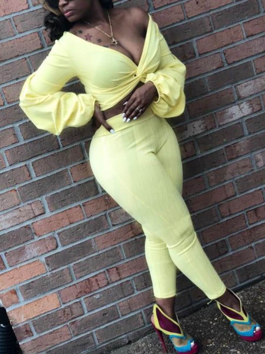 Lovely Stylish V Neck Knot Design Yellow Two Piece Pants Set
Lovely Stylish V Neck Knot Design Yellow Two Piece Pants Set