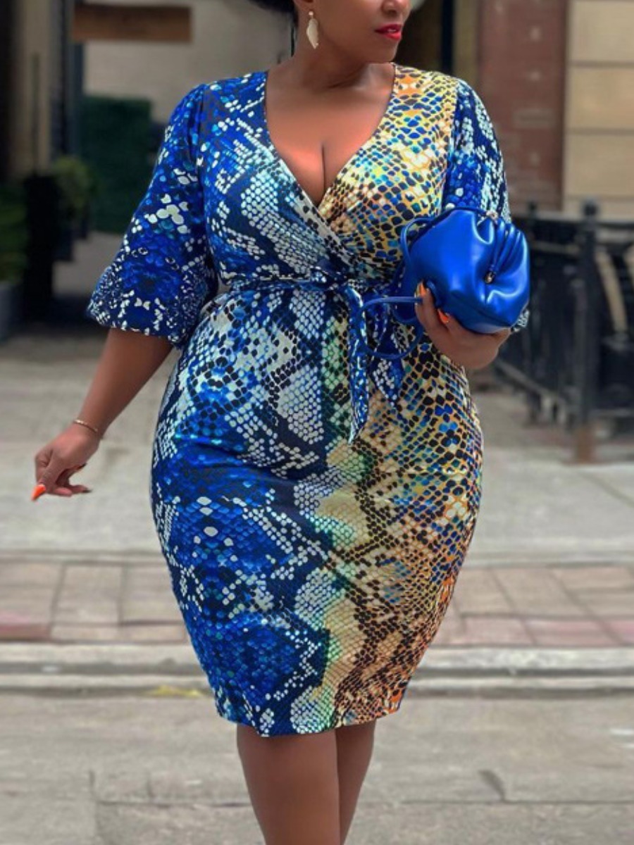 LW Plus Size Street Animal Print Bandage Design Slit Blue Knee Length Dress
LW Plus Size Street Animal Print Bandage Design Slit Blue Knee Length Dress