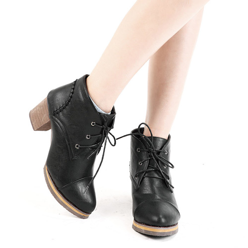 black lace up short heels