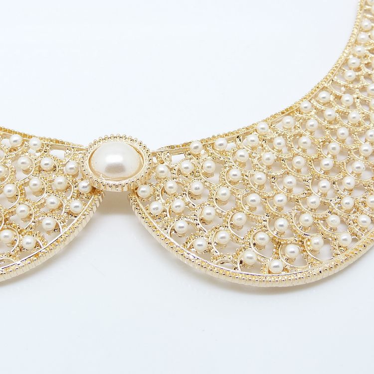 Fashion Goldenwhite Hollowout Design Fake Collar Shaped Pearl