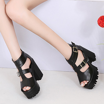 chunky heel t strap