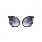 Fashion Pearl Decoration Black PC Sunglasses