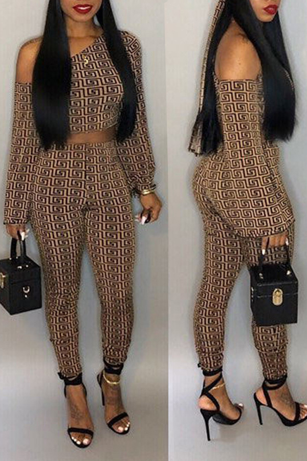 

Lovely Casual Dew Shoulder Printed Coffee Twilled Satin Two-piece Pants Set