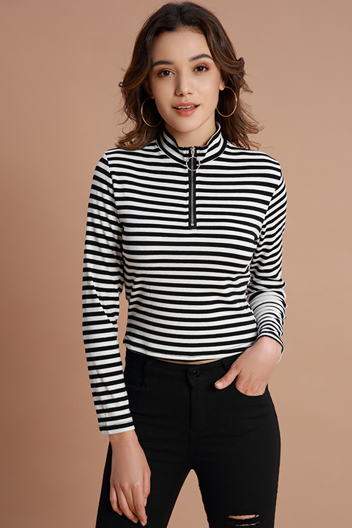 

Lovely Trendy Striped Black Base Layers