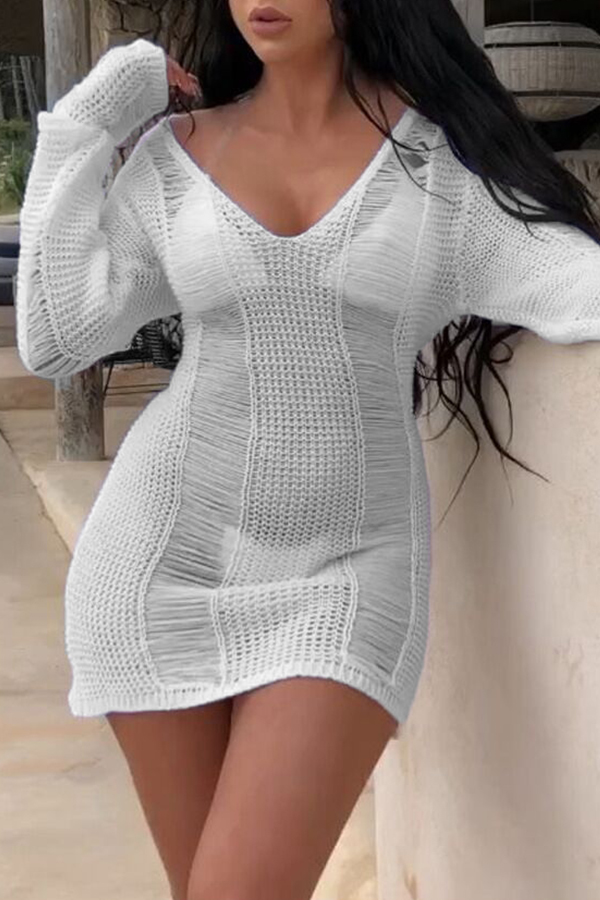 

Lovely Sexy V Neck Hollow-out White Knee Length Dress(Without Lining