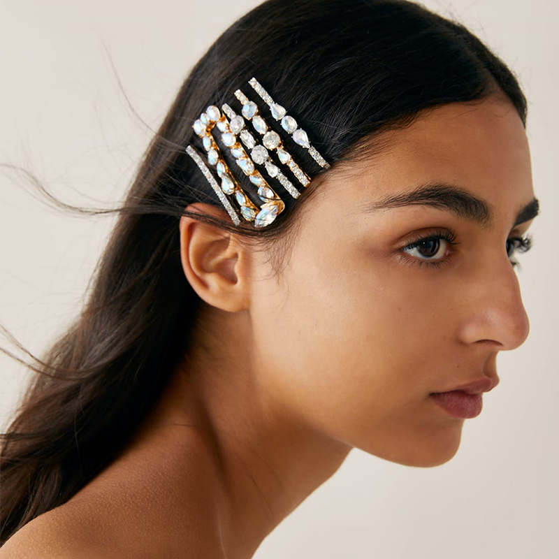 

Lovely Trendy Rhinestone Decorative Gold Hairpin