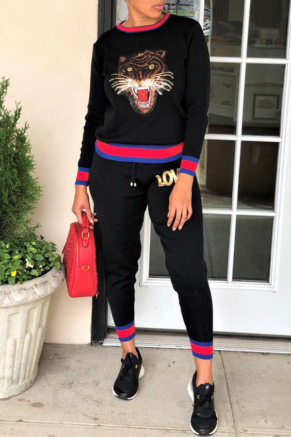 

Lovely Casual Patchwork Black Two-piece Pants Set