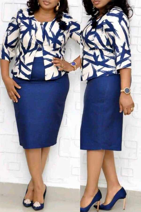 

Lovely Casual O Neck Printed Blue Plus Size Two-piece Skirt Set