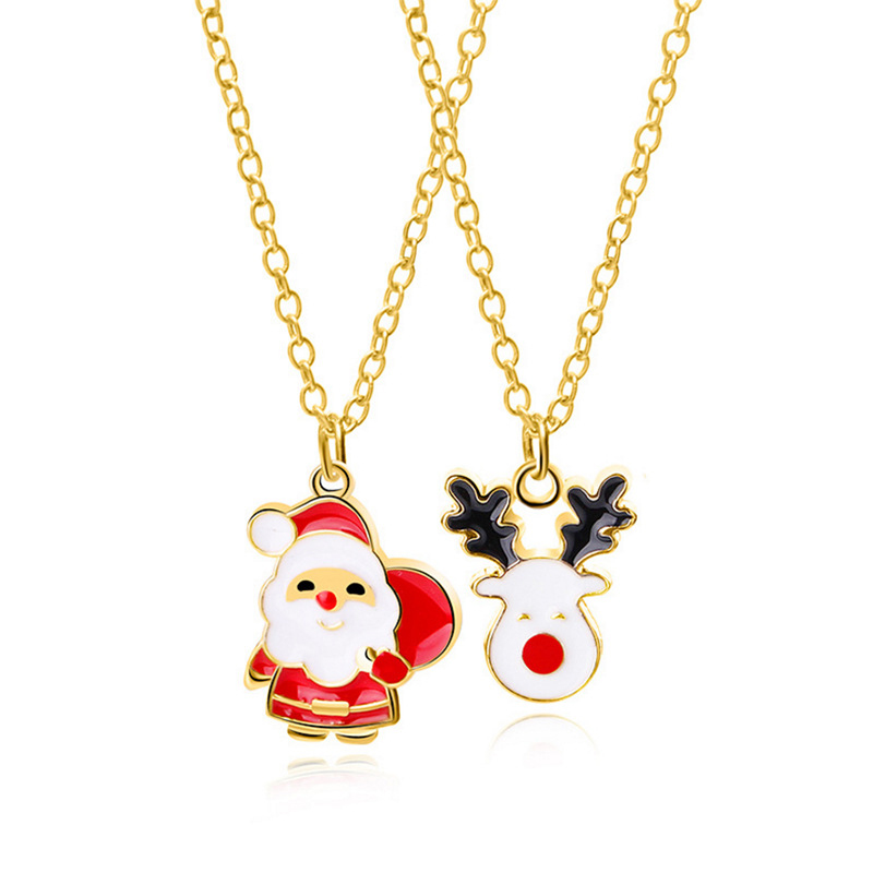 

Lovely Christmas Day Gold Necklace