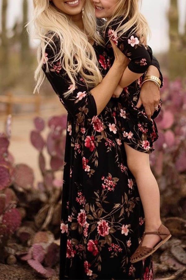 

Lovely Bohemian Printed Black Mother Ankle Length Dress