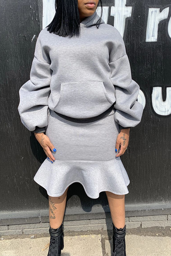 

Lovely Casual Hooded Collar Flounce Grey Two-piece Skirt Set