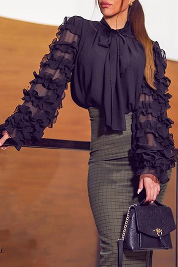 

Lovely Casual Flounce Design Black Blouse