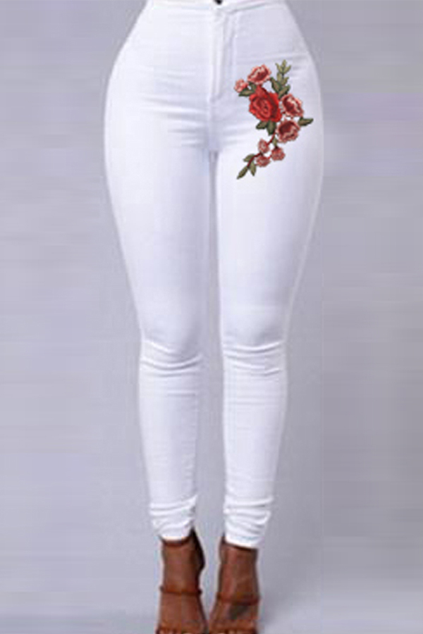 

Lovely Casual Embroidery Design White Jeans