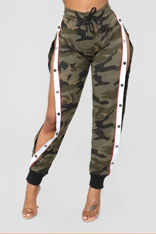 

Lovely Casual Buttons Camo Pants