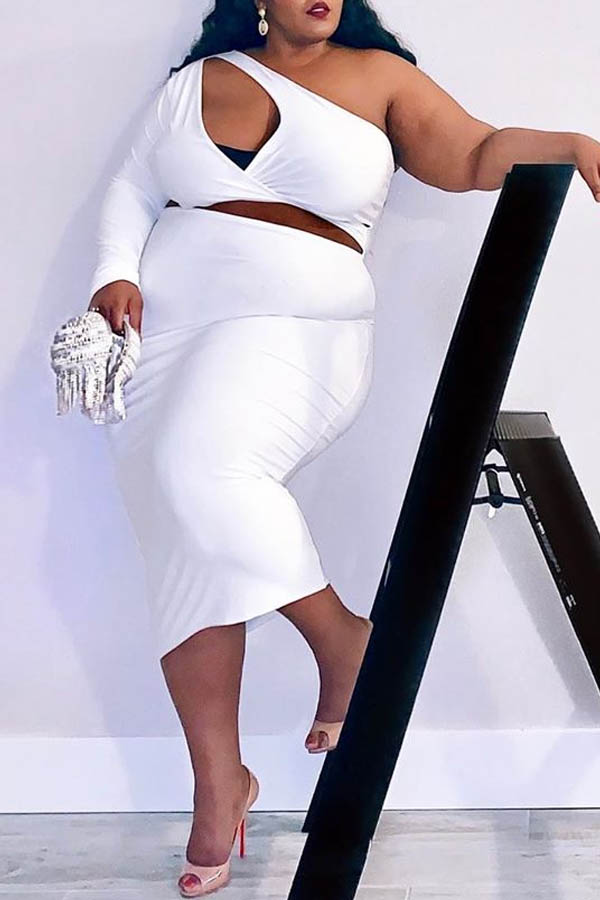 

Lovely Casual One Shoulder White Plus Size Two-piece Skirt Set