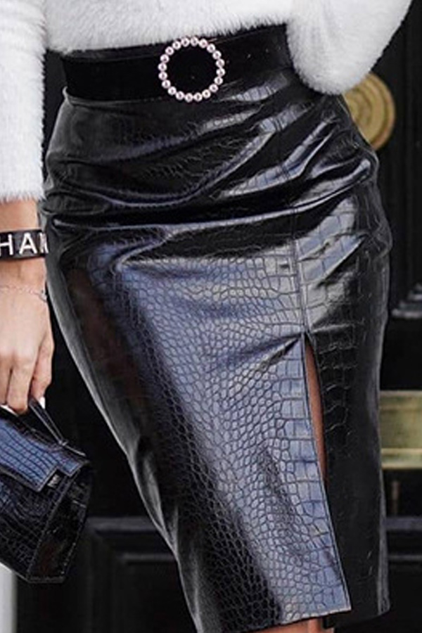 

Lovely Casual Straight Slit Black Knee Length Skirt
