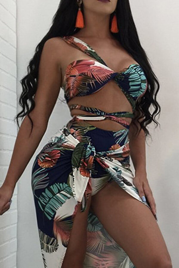 Lovely V Neck Lace-up Multicolor One-piece Swimsuit(With Cover-up)