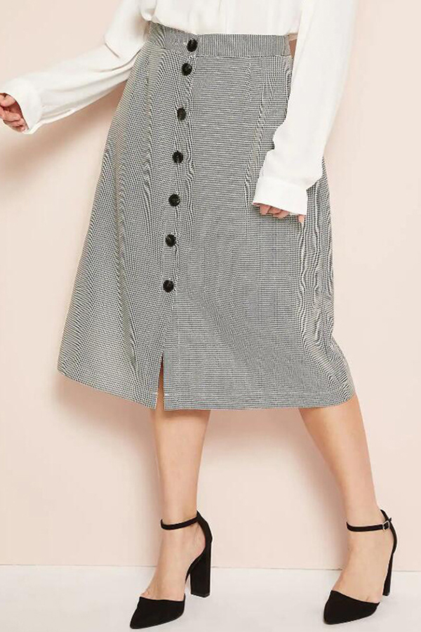 

Lovely Casual Buttons Design Grey Plus Size Skirt