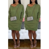 Lovely Casual V Neck Green Knee Length Dress