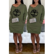 Lovely Casual V Neck Printed Blackish Green Knee L