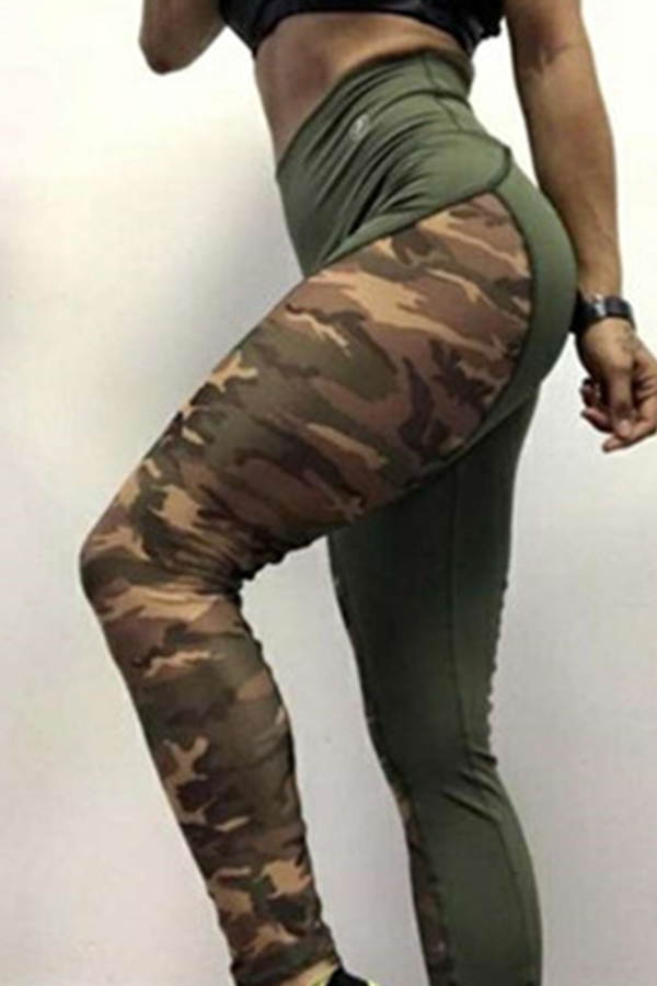 

Lovely Casual Camo Army Green Leggings