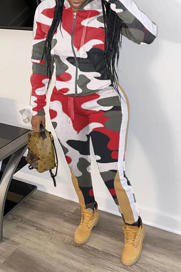 

Lovely Casual Hooded Collar Camo Red Two-piece Pants Set, Red camouflage