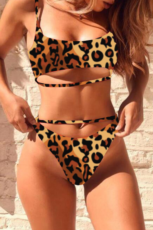 

Lovely Print Leopard Two-piece Swimsuit