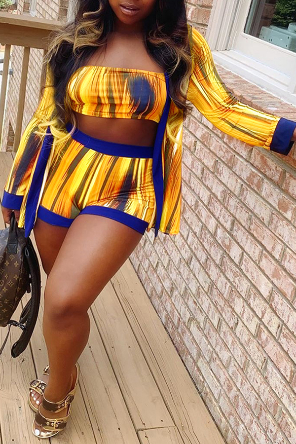 

Lovely Casual Print Yellow Two-piece Shorts Set