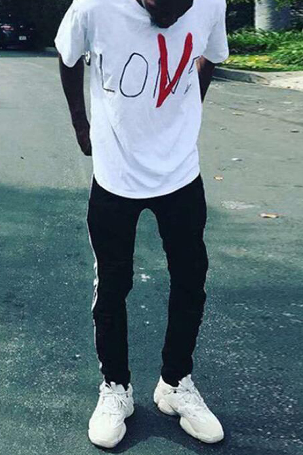 

Lovely Trendy O Neck Print White T-shirt