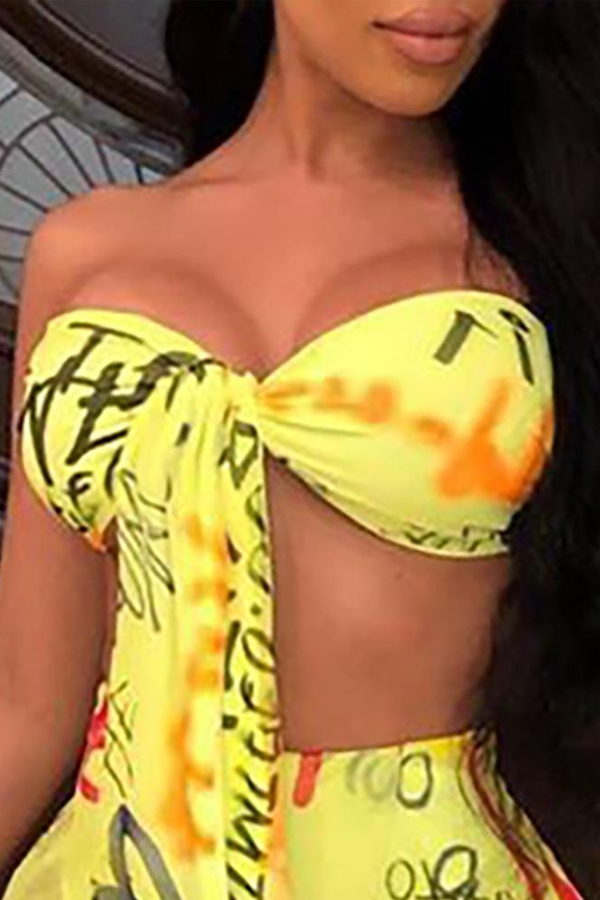 

Lovely Print Yellow Two-piece Swimsuit