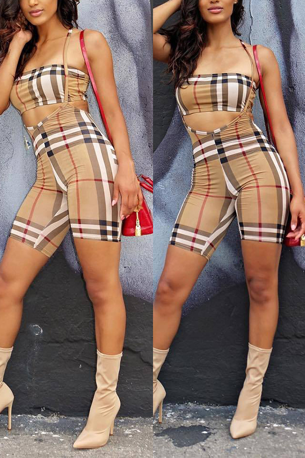 

Lovely Casual Grid Print Khaki Two-piece Shorts Set