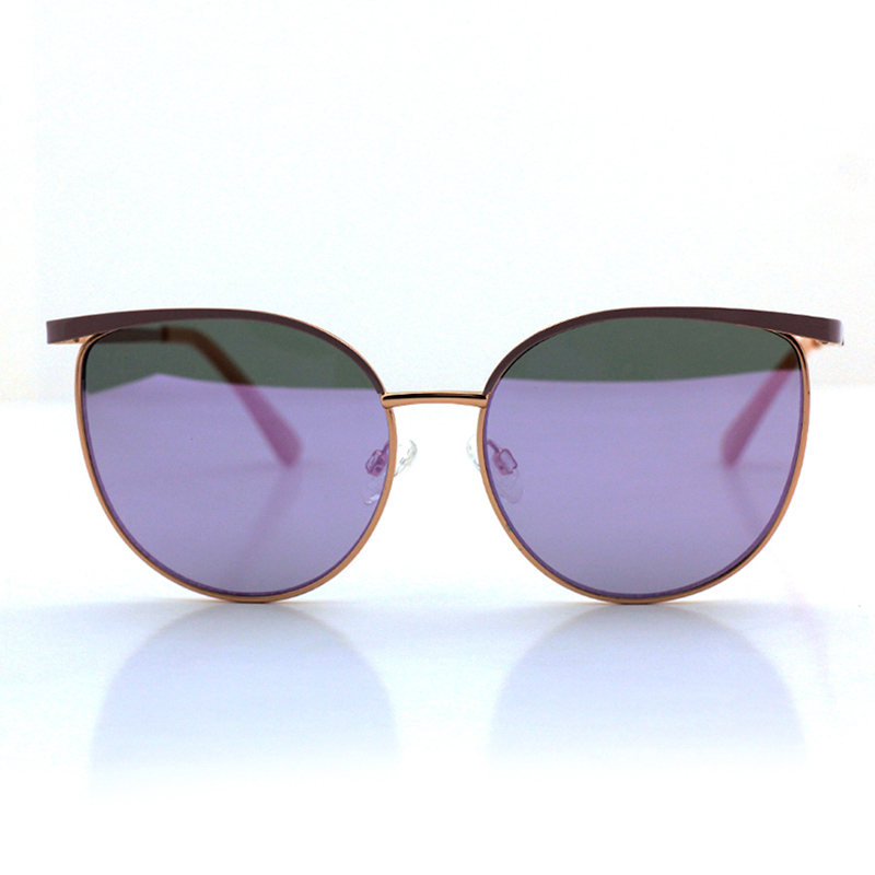 

Lovely Chic Basic Gold Sunglasses