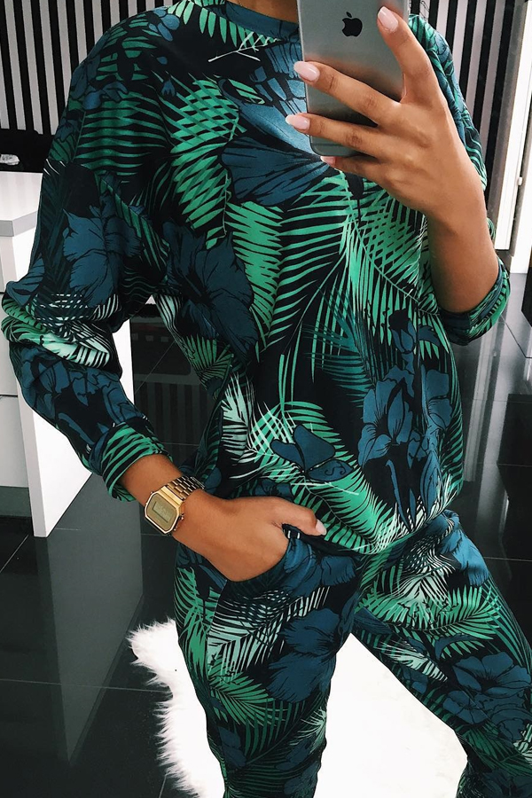 

Lovely Leisure Plants Print Dark Green Loungewear