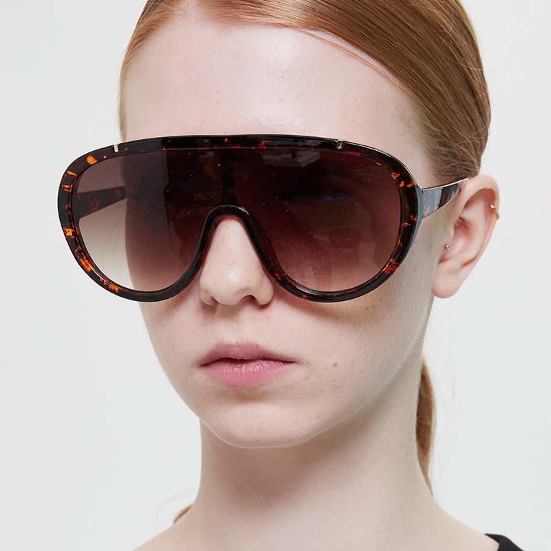 

Lovely Chic Print Brown Sunglasses