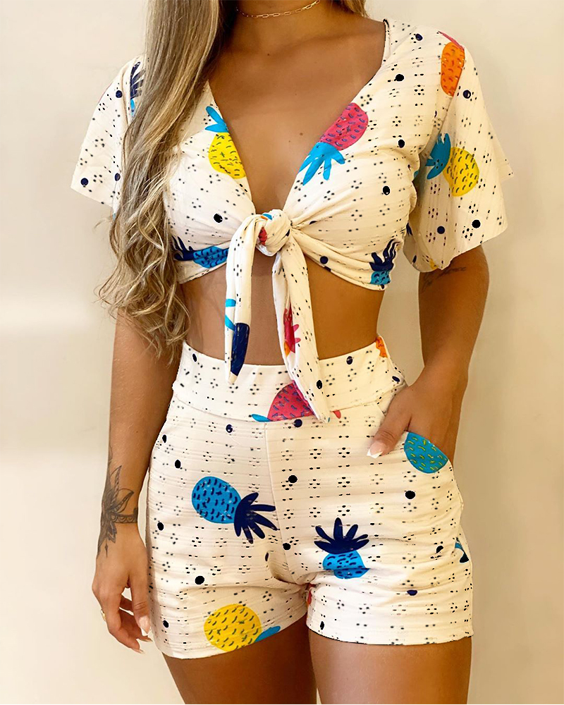 

Lovely Trendy Print White Two-piece Shorts Set