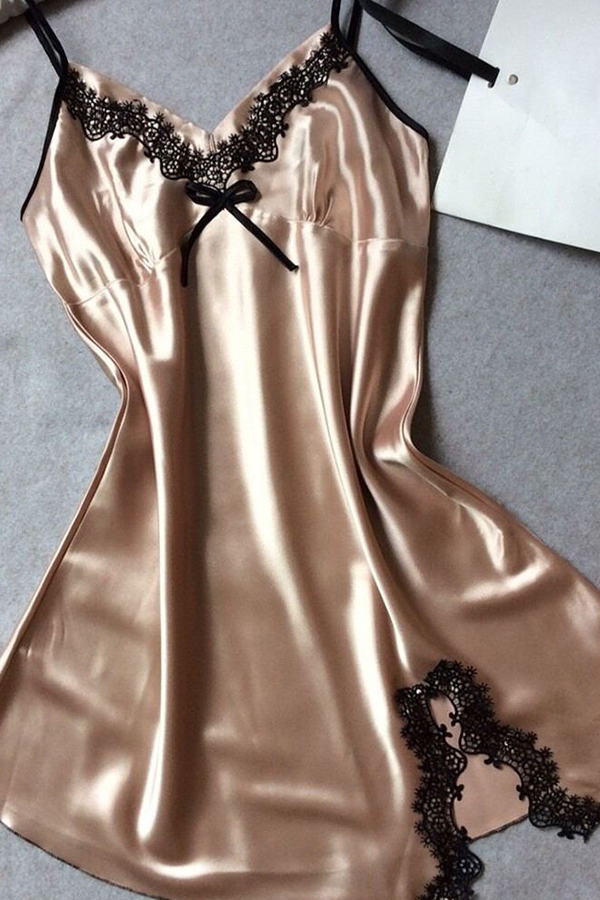 

Lovely Trendy Lace Hem Skin Color Sleepwear
