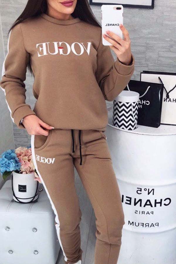 

Lovely Trendy Letter Print Khaki Loungewear