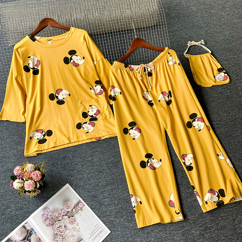 

Lovely Leisure Cartoon Print Yellow Sleepwear