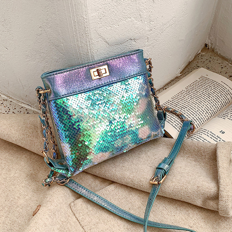 

Lovely Trendy Chain Strap Blue Crossbody Bag