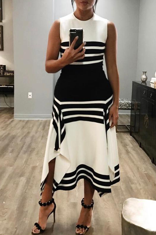 

Lovely Casual Patchwork Black And White Ankle Length Plus Size Dress