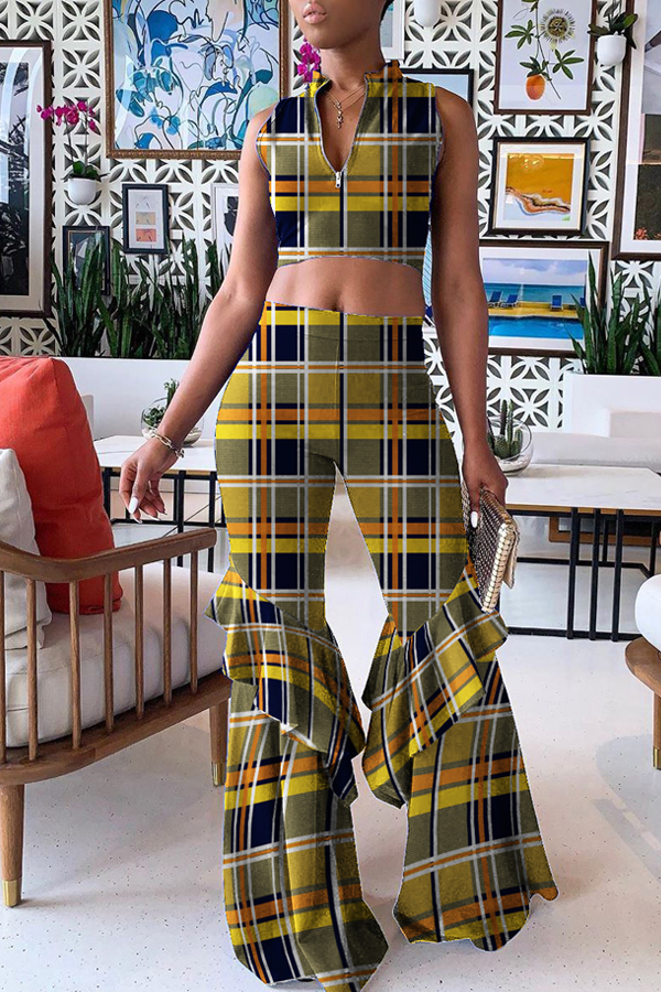 

Lovely Trendy Grid Yellow Two-piece Shorts Set