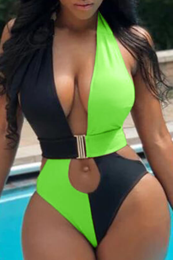Lovely CutOut Green Onepiece Swimsuit_One Pieces_Swimsuit