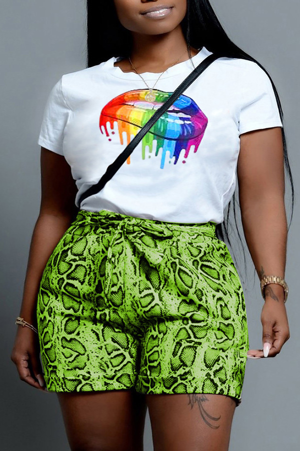 

Lovely Casual Print Green Plus Size Two-piece Shorts Set