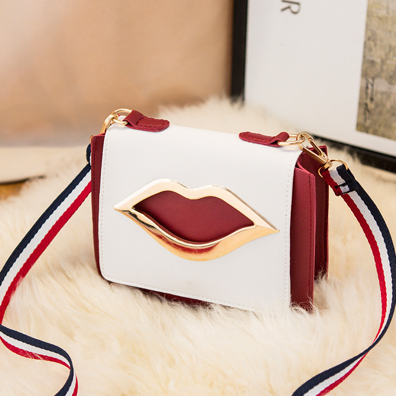 

Lovely Trendy Lip Red Crossbody Bag