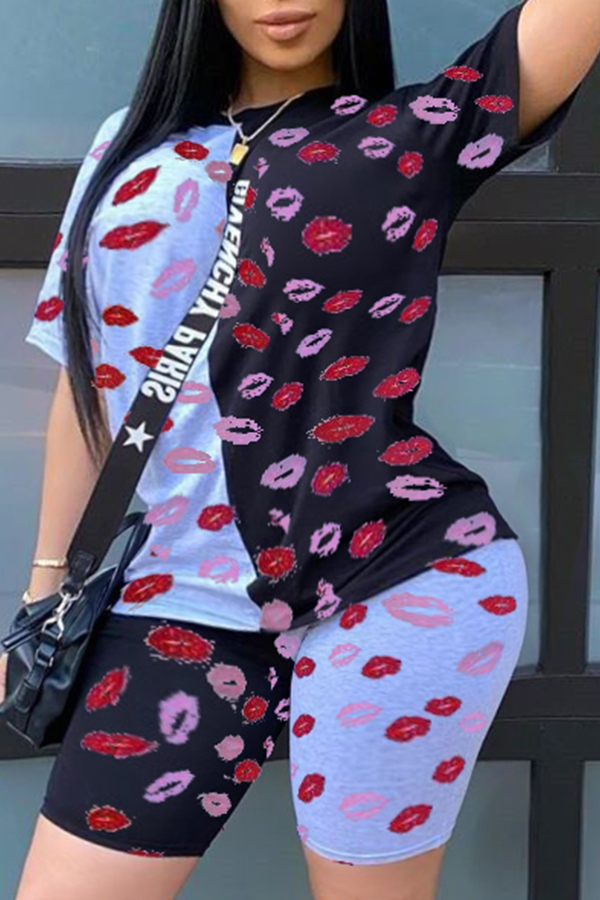 

Lovely Trendy Lip Print Black Plus Size Two-piece Shorts Set