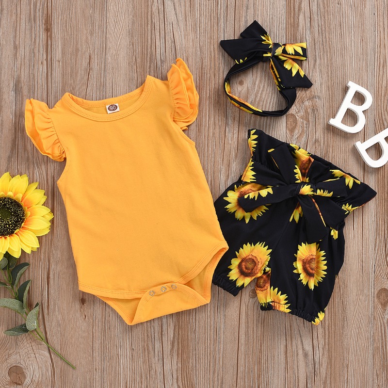 

Lovely Sweet Sunflower Print Yellow Girl Two-piece Shorts Set