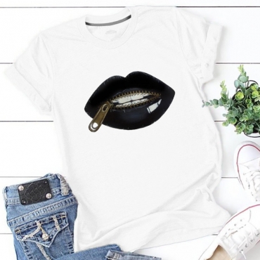 Lovely Casual Lip Print White Plus Size T-shirt_Plus Size T-shirt_Plus