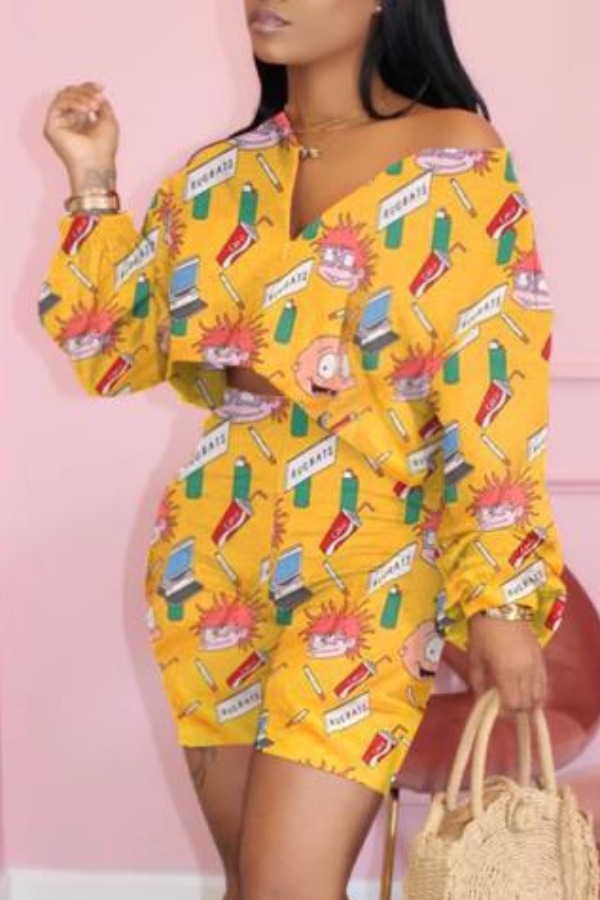 

Lovely Casual Cartoon Print Yellow Two-piece Shorts Set